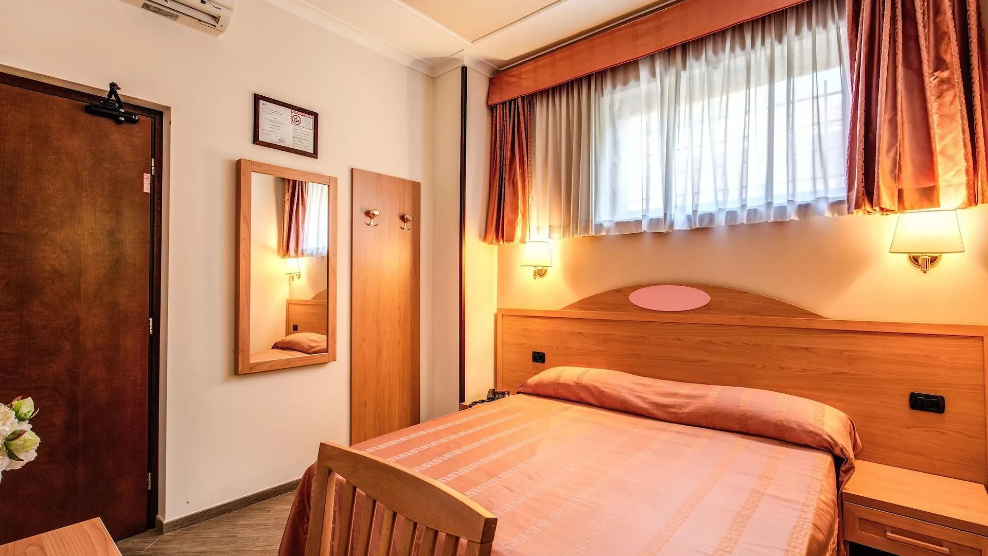 ***  Hotel Roma Tiburtina Metro Italien